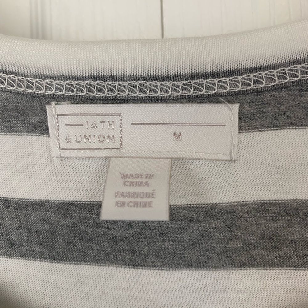 14th & Union Cropped Shirt - Picture 2 of 3